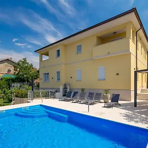 Belvedere Apartment